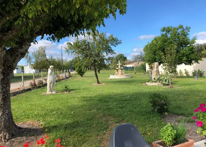 캠프장 Le Medoc Aux 4 Vents Jau-Dignac-et-Loirac